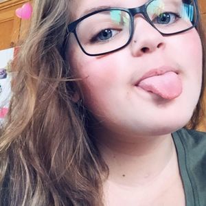 Meet your Posher, Mia